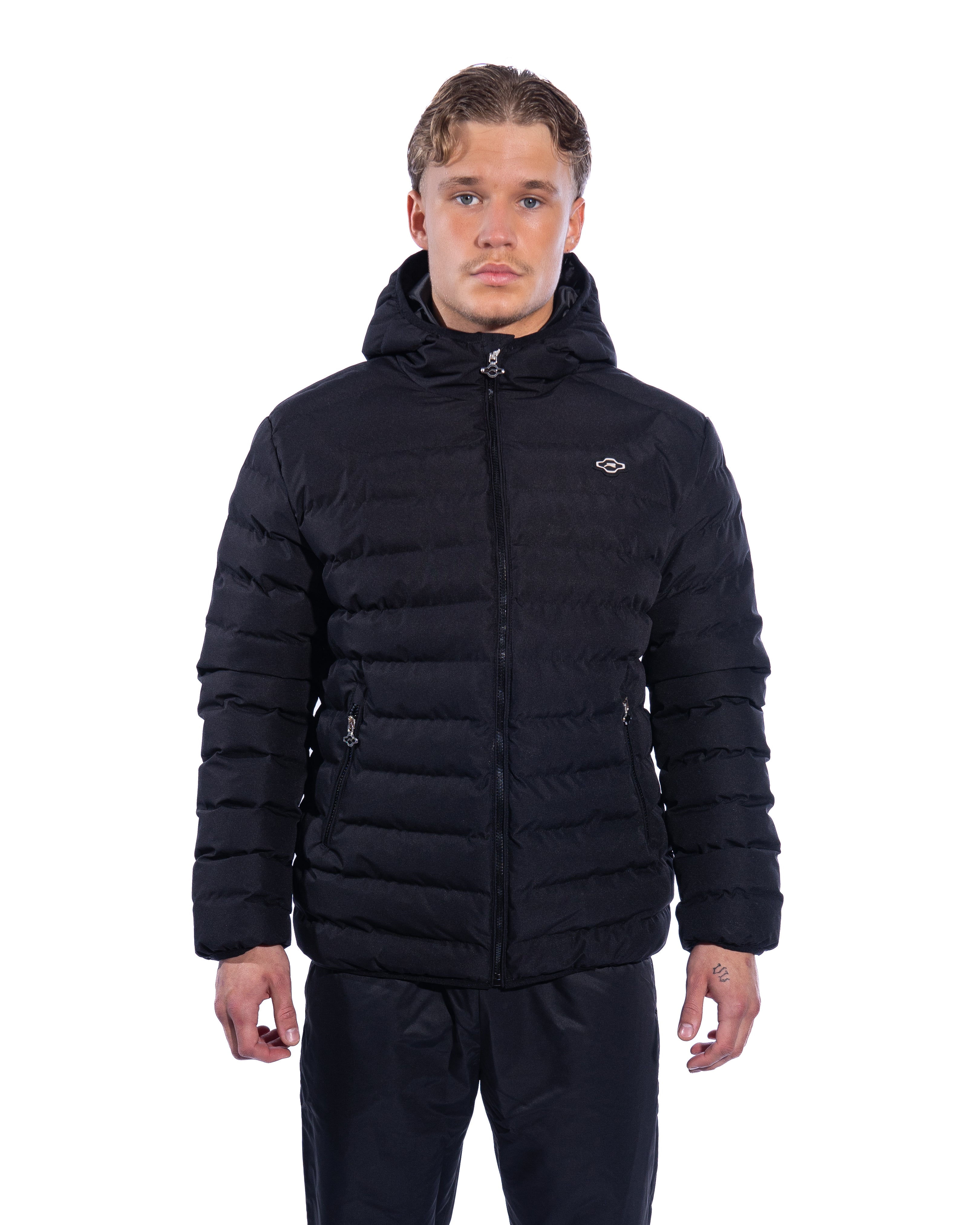 Raze Puffer Jacket Matt Black – RVNI BERLIN